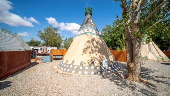 Ok Rv Park Family Tipi Ok1 Hotel Moab Exterior foto