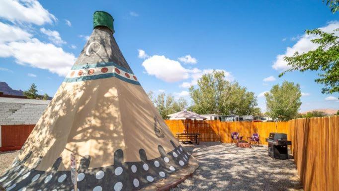 Ok Rv Park Family Tipi Ok1 Hotel Moab Exterior foto